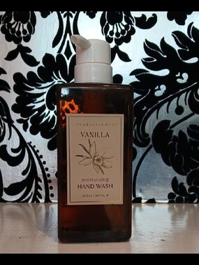 Pearlessence+ Vanilla Moisturizing Hand Wash — Amber Bottle